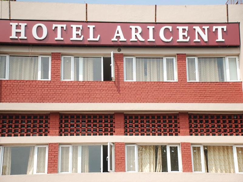 Hotel Aricent Chandīgarh Dış mekan fotoğraf